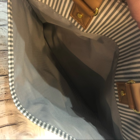 Skip Hop Duo Signature Striped Large Diaper Bag - Picture 6 of 6